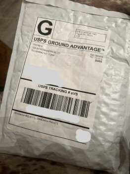 Verbrauchersicherheitsbericht I am reporting a package of keto gummies I didn't order. I received a package of 2 slim detox keto g... Foto #2