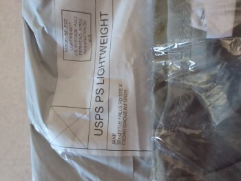 Rapport de sécurité du consommateur Received 2 unsolicited t-shirts from Jane I received two shirts that I did not order from Jane. Is t... photo #2