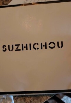 Rapport de sécurité du consommateur Un ordered package Jane
371 little falls rd ste 4 Cedar grove nj 07009
I keep getting scarfs ?? Re... photo #1