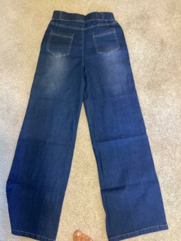 消费者安全报告 Mark Cadicamo - scam product Ordered stretched Jean pants. Never received them. I placed a dispute a... 照片 #1