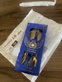 I am reporting strange delivery’s photo #1