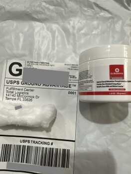 I received a bottle of subgenix bioribose that I did not order from Total Logistics. foto #1