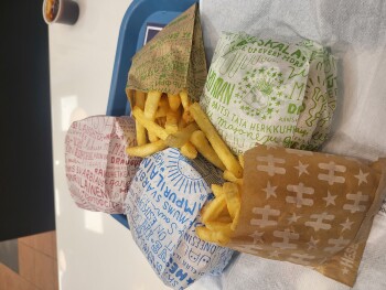 Hesburger Helsingfors Brunakärr, Mannerheimintie 105, 00280 Helsinki, Finland foto #1