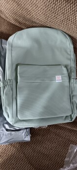 Verbrauchersicherheitsbericht I have received several green bookings I have re ecieved 7 light green backpacks in the last week I... Foto #3