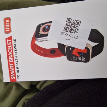 Just received 2 cheap smart bracelets, I didn't order these and unsure how tgey have my details 照片 #1