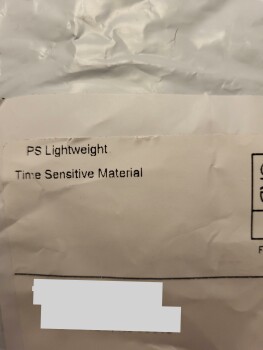 消费者安全报告 Broken item received I ordered a snow globe, which I received today & it was all broken. I was looki... 照片 #2