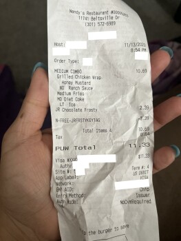 Reseña del consumidor - Seguridad alimentaria Wendy's, Beltsville Drive, Calverton, MD, USA Yesterday Wendy’s . Been vomitting since last night an... foto #2