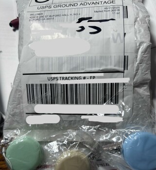 Mysterious package received in mail foto #1