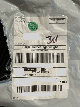 Verbrauchersicherheitsbericht I ordered a ring and this is not it I ordered a ring online (Facebook ) the ring I got is NOT the on... Foto #4