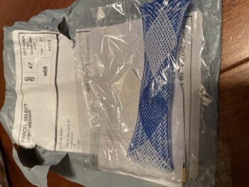 Rex’s a package from 746 S Glasgow Ave Inglewood Ca foto #1