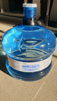 Food Recall Source des Garrigues Spring Water - recalled due to microbial contamination RappelConso announced th... photo #2