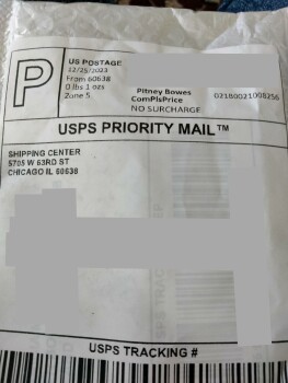 I received a package that I didn't order صورة فوتوغرافية #1