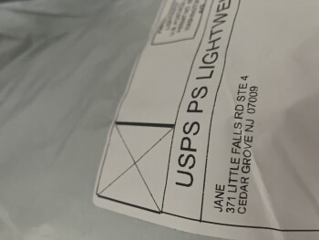 Verbrauchersicherheitsbericht Unordered Package from jane I already put a fraudulent shipment of 2?pairs of shoes why am I not get... Foto #2