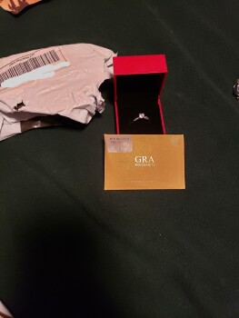 I ordered some Jean's did not receive them foto #1