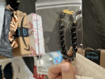 Reporting package I didn't order Foto #1