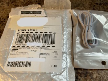 Sent a pkg. I didn’t order foto #1