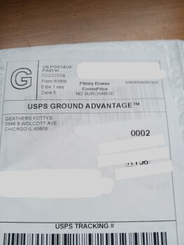 I received a package with a necklace that I did not order foto #1