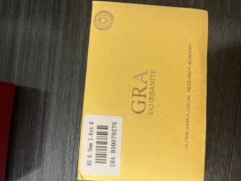 They are fraud.  they hack some website and then they send toys instead of clothes photo #1