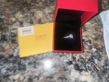 I am reporting an unordered package foto #1