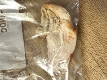 Verbraucherbewertung – Lebensmittelsicherheit Real Canadian Superstore Queensway East, Queensway East, Simcoe, ON, Canada On Friday, April 5 /24,... Foto #4