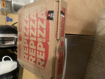 Pizza Hut, Boulevard Curé-Labelle, Laval, QC, Canada 照片 #1