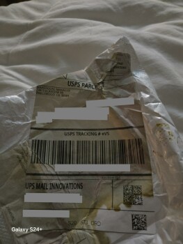 Consumer Safety Report I did not make a order I did not order this makeup photo #2