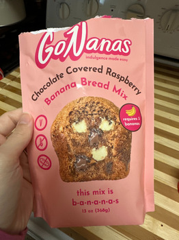 Avis du consommateur - Sécurité alimentaire Target, North Dale Mabry Highway, Tampa, FL, USA We bought the gonana chocolate raspberry banana bre... photo #2