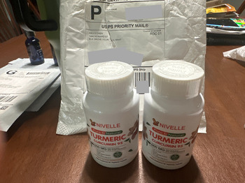 Consumer Safety Report I am reporting an unordered package from Kelly chen I no longer live there. Please cancel these Tume... photo #2