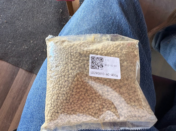 I was supposed to get grass seed 照片 #1