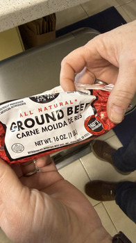 مراجعة المستهلك - سلامة الغذاء Walmart Gresham Market, East Powell Boulevard, Gresham, OR, USA Cooked a pound of hamburger 73/27 th... صورة فوتوغرافية #2