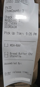 Avaliação do consumidor - Segurança alimentar Maggiano's Little Italy, West 135th Street, Overland Park, KS, USA I ordered their mushroom ravioli,... foto #1