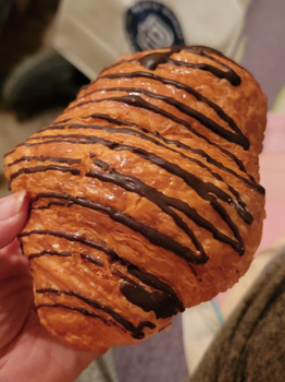 Consumer Review - Food Safety 371 7th Ave, New York, NY 10001, USA I went into this place to get 4 desserts and one cake. I tried... photo #1