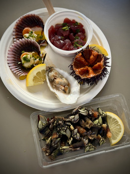 Avis du consommateur - Sécurité alimentaire Bolhão Market, Rua Formosa, Porto, Portugal Me and my sister ate last Monday and Tuesday there ( fir... photo #1