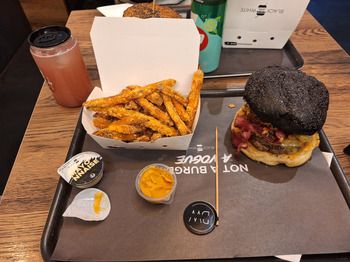 Hamburgers, Mons, Belgique photo #1