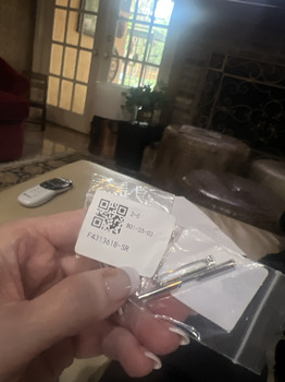 Relatório de segurança do consumidor Package I did not order arrived today Package I did not order arrived today - I don’teven know what.... foto #2