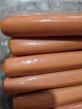 Avaliação do consumidor - Segurança alimentar Salchicha Kimby, San José, Alajuelita, Costa Rica Compre un paquete de 24 salchichas y vienen en mal... foto #2