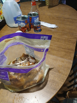 Avis du consommateur - Sécurité alimentaire Walmart Supercenter, James Bowie Drive, New Boston, TX, USA I bought a traditional rotisserie chicke... photo #1