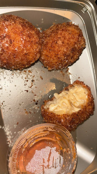 消费者评论 - 食品安全 The Cheesecake Factory, 60 W Wetmore Rd, Tucson, AZ 85705, USA This morning Cheesecake Factory Mac a... 照片 #1