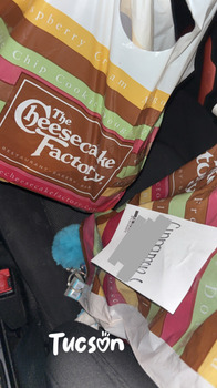 消费者评论 - 食品安全 The Cheesecake Factory, 60 W Wetmore Rd, Tucson, AZ 85705, USA This morning Cheesecake Factory Mac a... 照片 #2