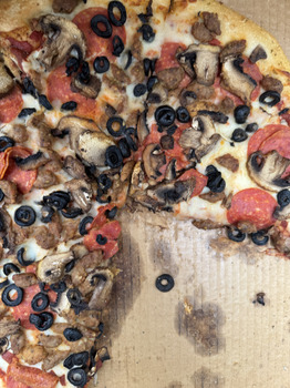 Consumer Review - Food Safety Houston, Missouri, USA Last night my husband and I ordered pepperoni pizza.couple hours later my hus... photo #1