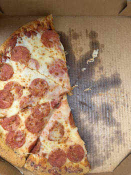 Consumer Review - Food Safety Houston, Missouri, USA Last night my husband and I ordered pepperoni pizza.couple hours later my hus... photo #2