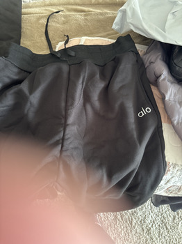 Consumer Safety Report This is a fraudulent company - I ordered an outfit from Instagram advertisement ALO and it came from... photo #1