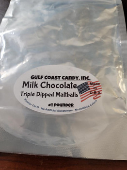 Consumer Food Safety Report Kroger, Kirby Drive, Houston, TX, USA Fungus contaminated malted mild ball candies
Fungus can move... photo #1