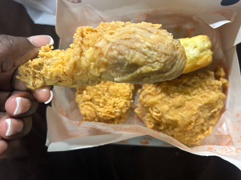 Reseña del consumidor - Seguridad alimentaria Popeyes Louisiana Kitchen, Lake Road, Seville, OH, USA Hi, I am a truck driver. Yesterday for lunch... foto #6