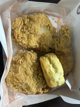 Reseña del consumidor - Seguridad alimentaria Popeyes Louisiana Kitchen, Lake Road, Seville, OH, USA Hi, I am a truck driver. Yesterday for lunch... foto #5