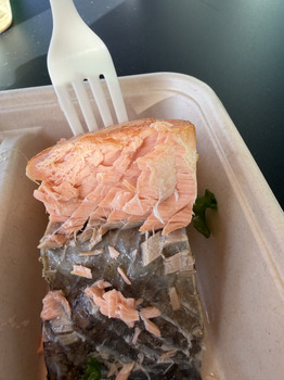 Reseña del consumidor - Seguridad alimentaria Erewhon West Hollywood, Santa Monica Boulevard, West Hollywood, CA, USA  Last night symptoms started... foto #1