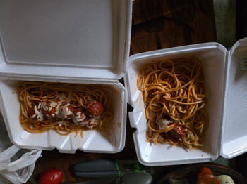 Verbraucherbewertung – Lebensmittelsicherheit Arabic Express, East University Boulevard, Tucson, AZ, USA The spaghetti and meatballs smelled horri... Foto #1