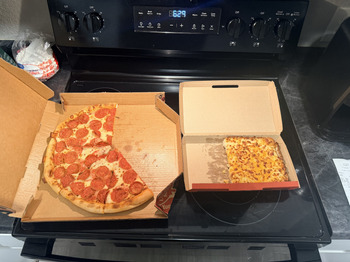 Avaliação do consumidor - Segurança alimentar 17035 Kenrick Avenue, Lakeville, MN, USA, Pizza Hut, Kenrick Avenue, Lakeville, MN, USA So I ordered... foto #2