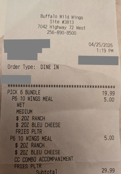 Buffalo Wild Wings, 7042 University Drive Northwest, Huntsville, AL 35806, USA Foto #1