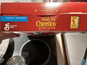 Avaliação do consumidor - Segurança alimentar Food Basics, Trunk Road, Sault Ste. Marie, ON, Canada I ate cereal in the morning. I started burping... foto #3